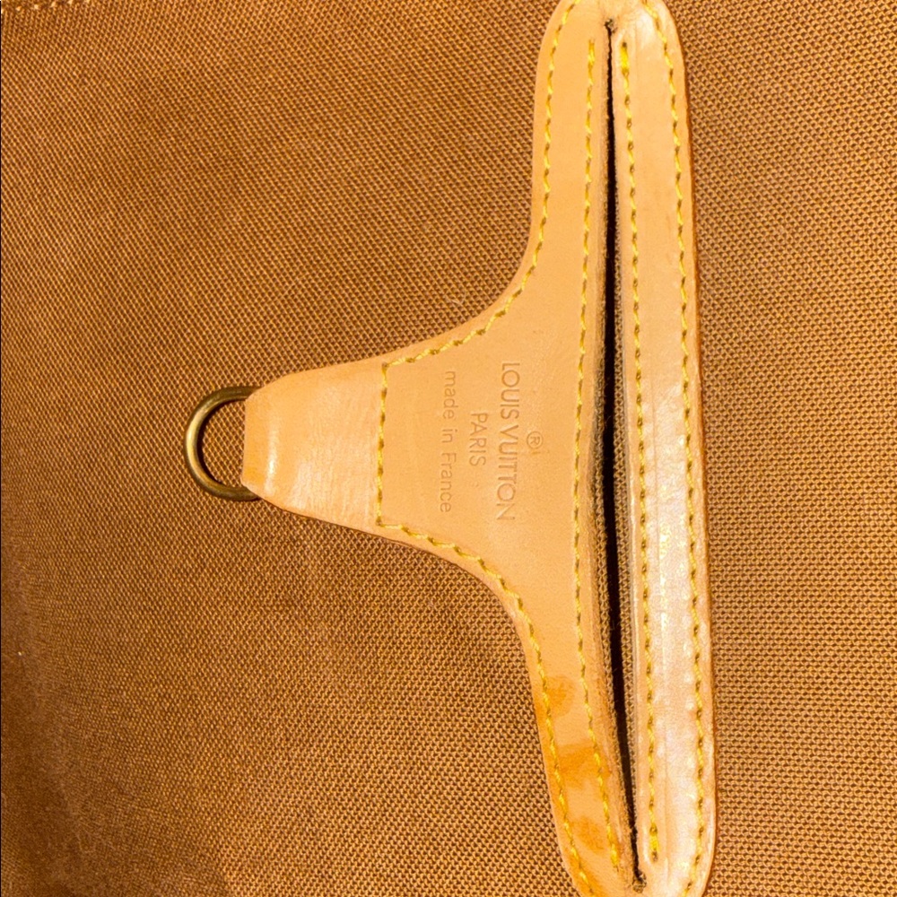 Louis Vuitton Arch-Shaped Monogram Brown Shoulder Bag - Picture 5 of 8